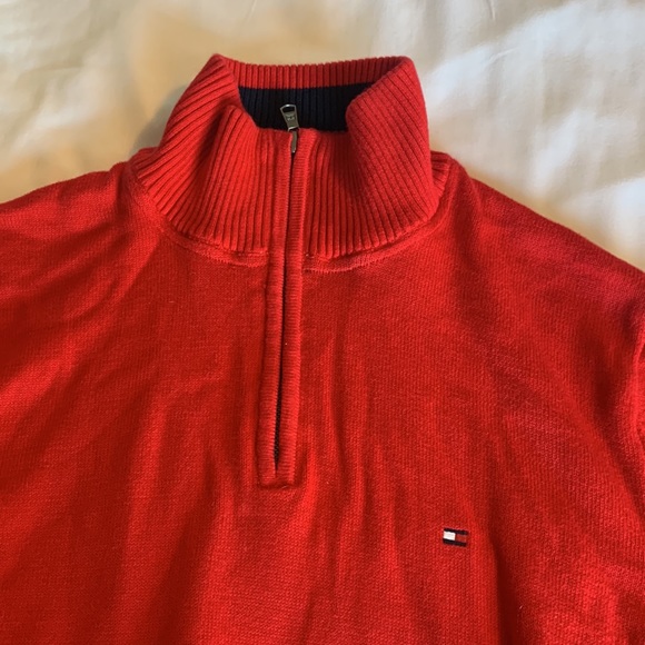 Men’s Red Tommy Hilfiger Zip Turtleneck Sweater Size Large - Picture 4 of 5